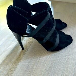 Black colour , new high heel shoes. Made in Italy